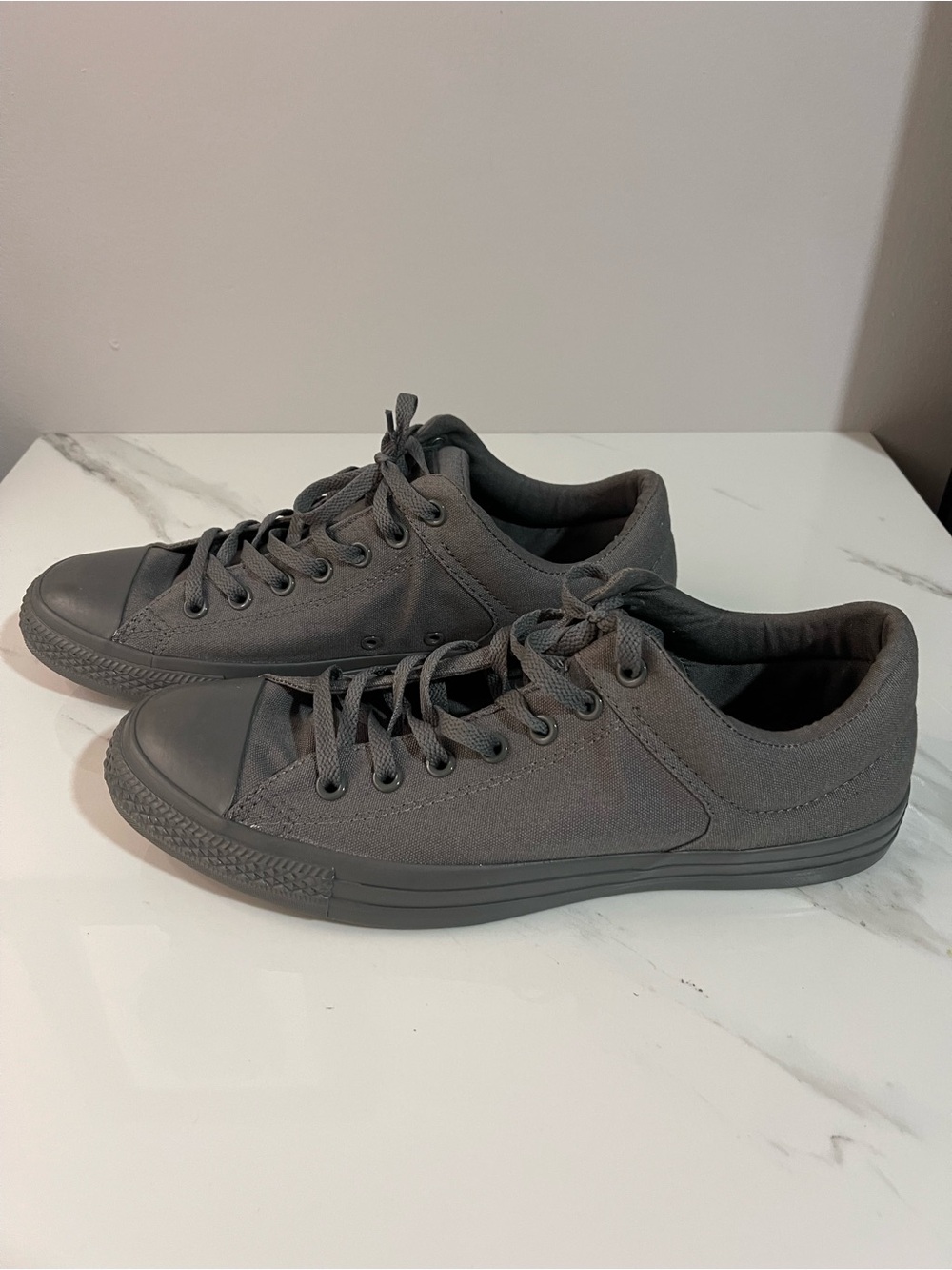 Converse Men's Low-Top Sneakers in Dark Gray - Picture 5 of 7